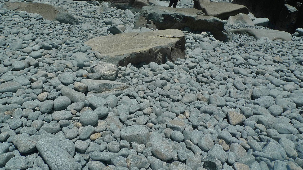 海岸礁石